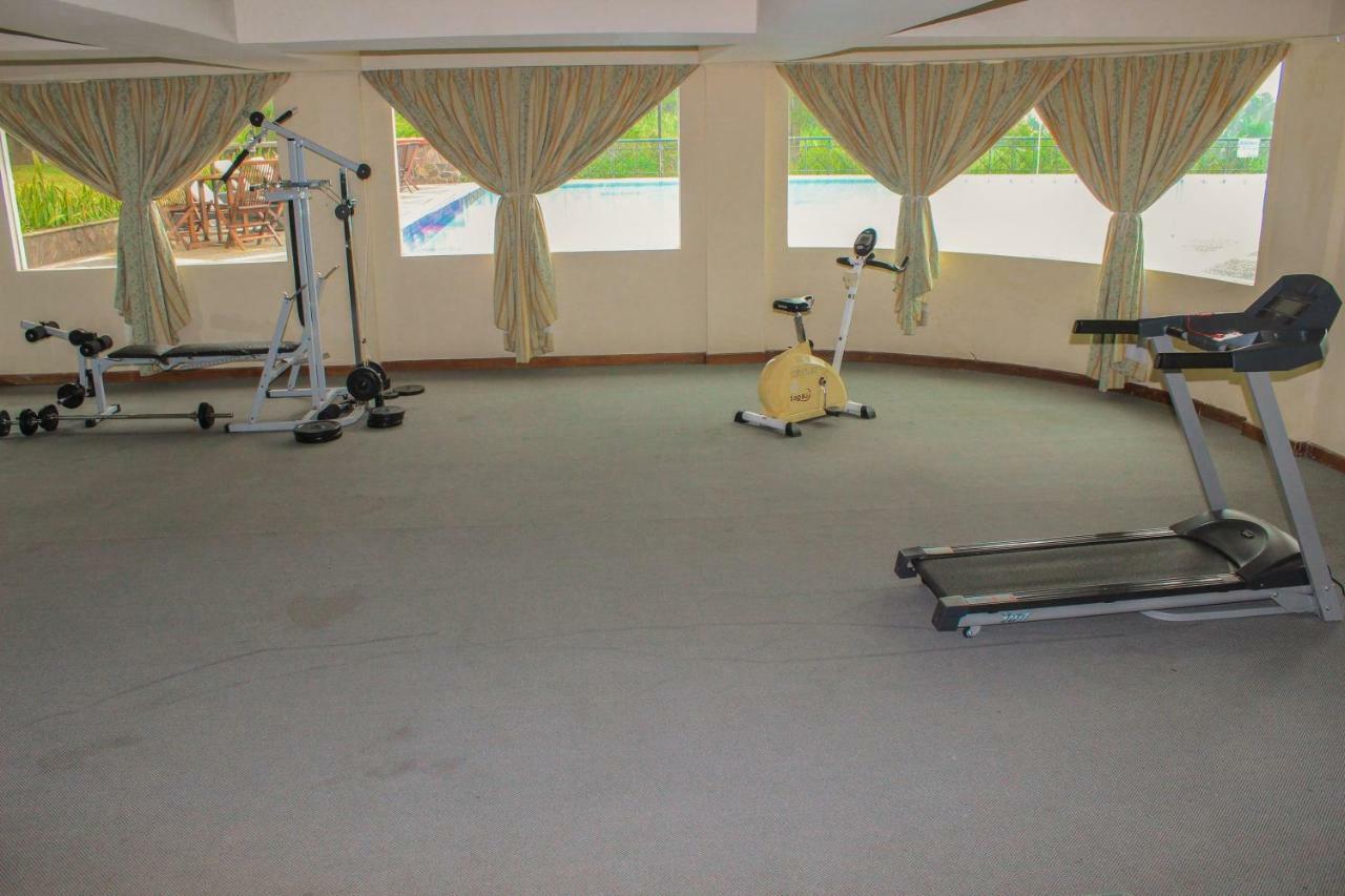 Parkside Nuansa Maninjau Resort מראה חיצוני תמונה