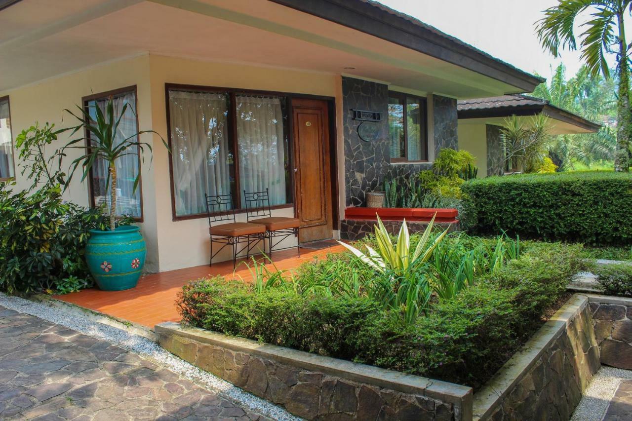 Parkside Nuansa Maninjau Resort מראה חיצוני תמונה